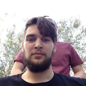 Meet your Posher, Cliff